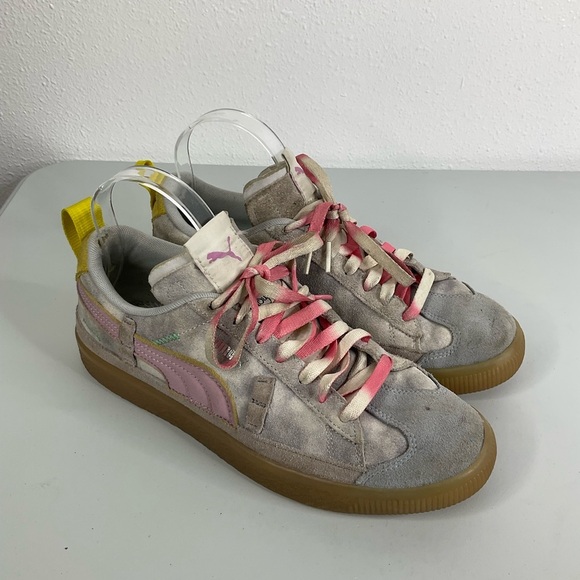 Puma Suede Sneakers Size 7.5 - Picture 1 of 7